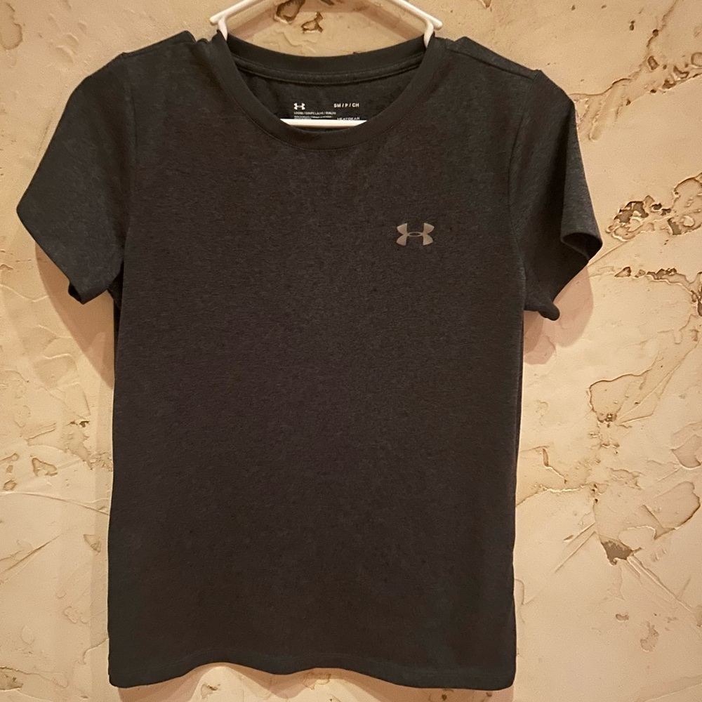 Under Armour HeatGear Tee Shirt S Short Sleeve EUC Women’s
